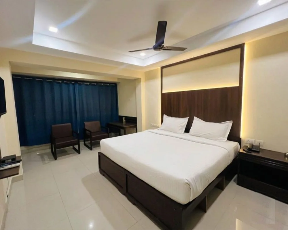 AC Room with Main Falls View